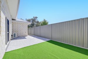 Y24 659 136 Ebrington Rd 033